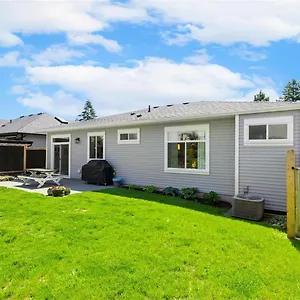 Modern 2br In North Holiday home Nanaimo